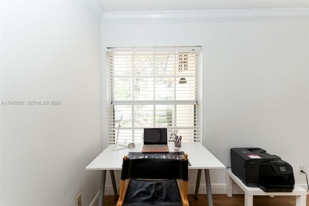 13080 NW 8th Ct, Sunrise, FL 33325 Photo