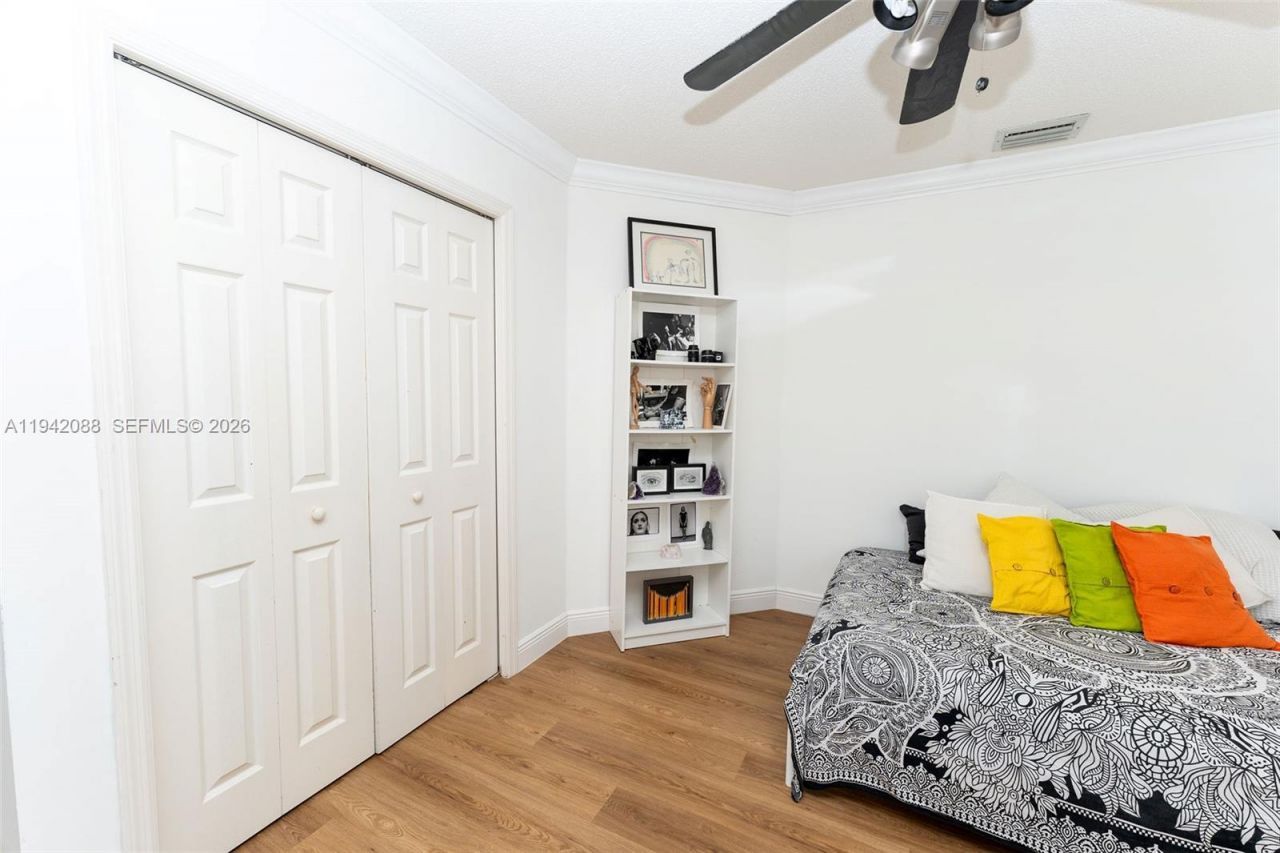 13080 NW 8th Ct, Sunrise, FL 33325 Photo