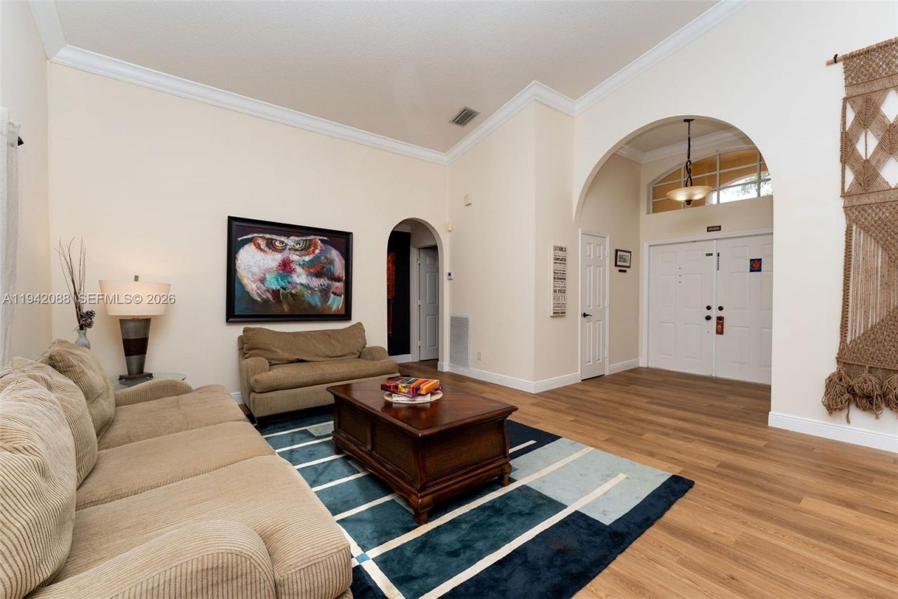 13080 NW 8th Ct, Sunrise, FL 33325 Photo