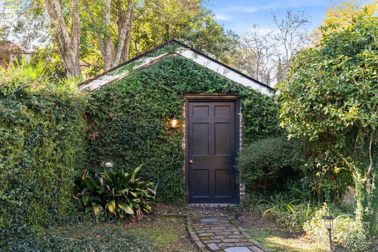 55 Laurens Street Photo 35