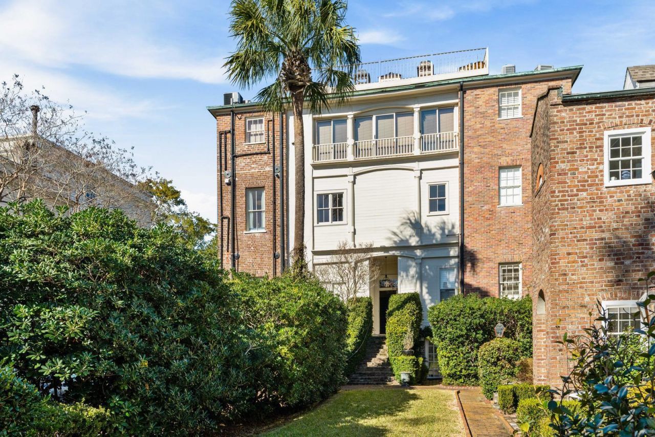 55 Laurens Street Photo 36