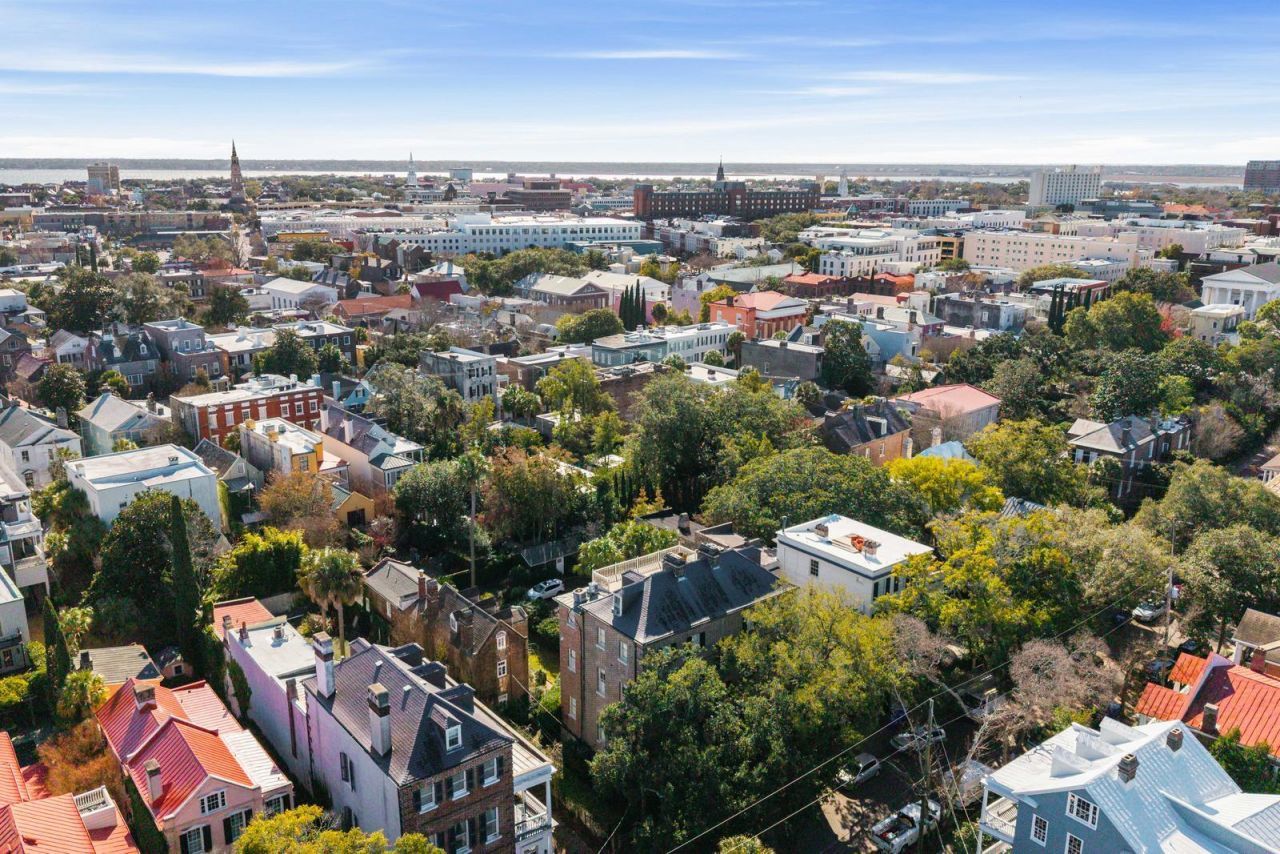 55 Laurens Street Photo 44