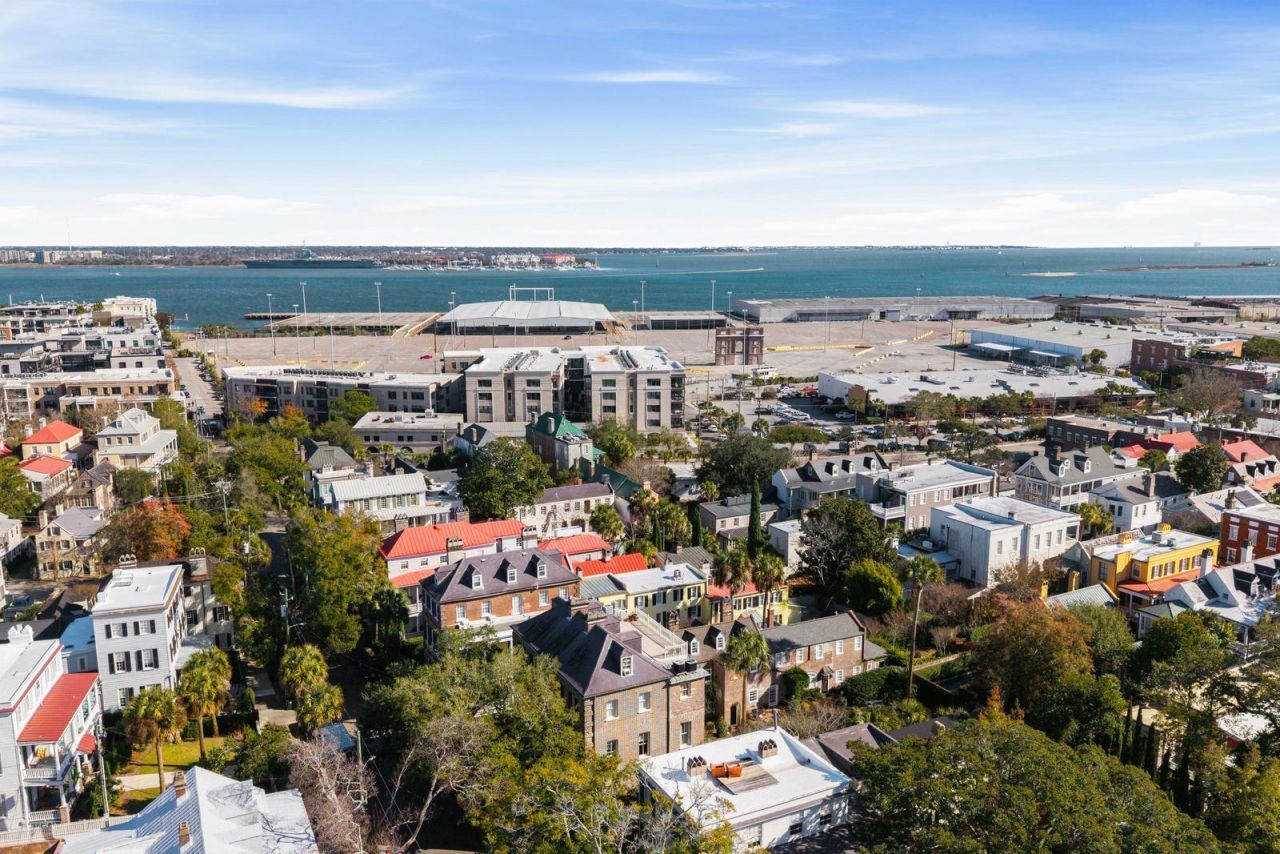 55 Laurens Street Photo 45