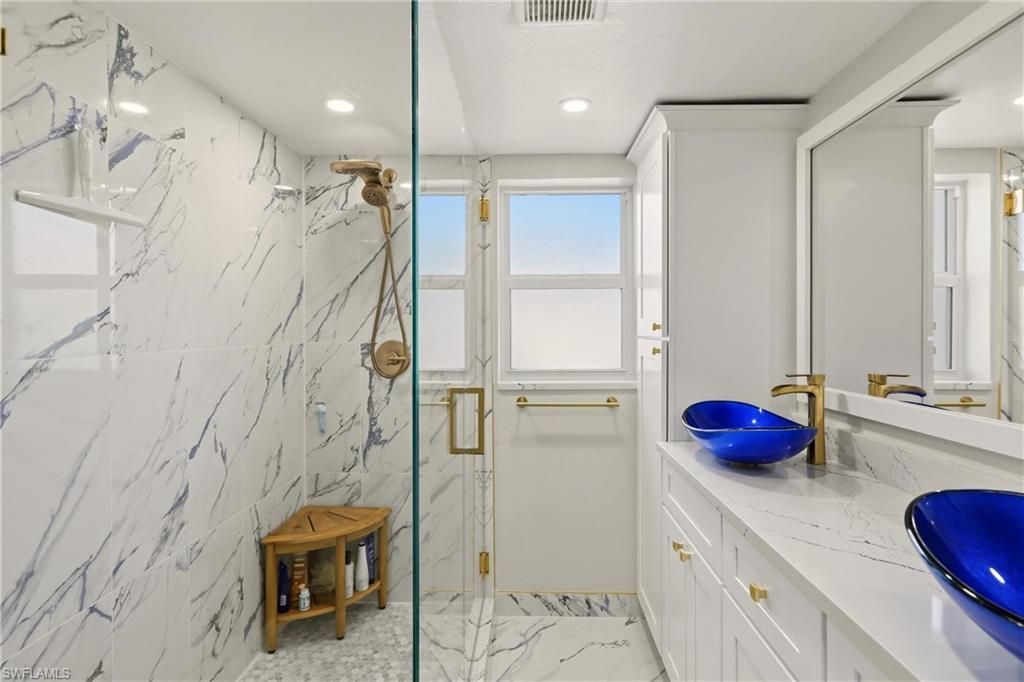 26236 Hickory Blvd, Unit 13, Bonita Springs, FL 34134 Photo