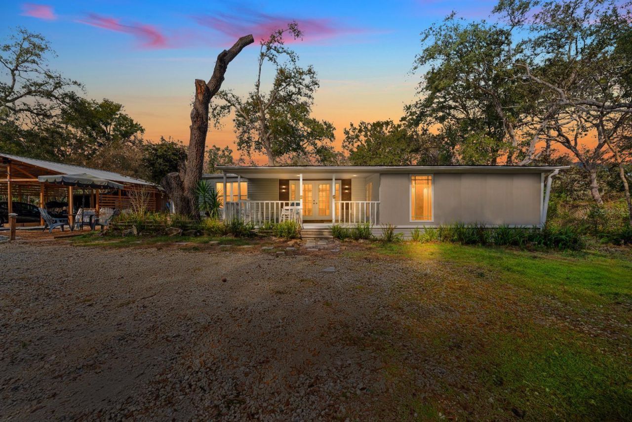 34947 Emily Drive, Dade City, FL 33523 Main Photo