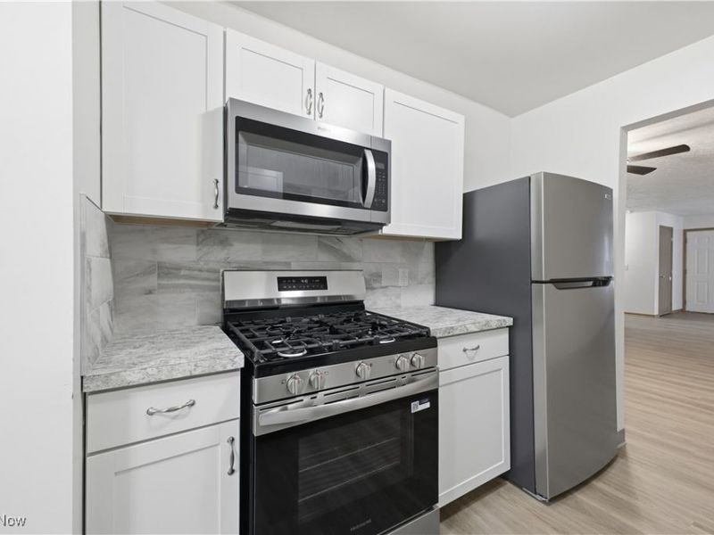 127 Blackburn Street, Campbell, OH 44405 Photo 10