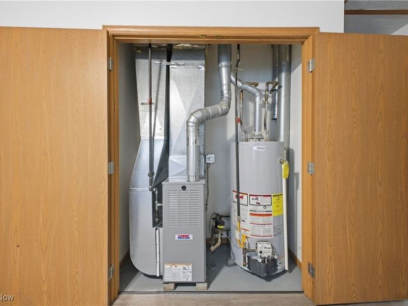 127 Blackburn Street, Campbell, OH 44405 Photo 14