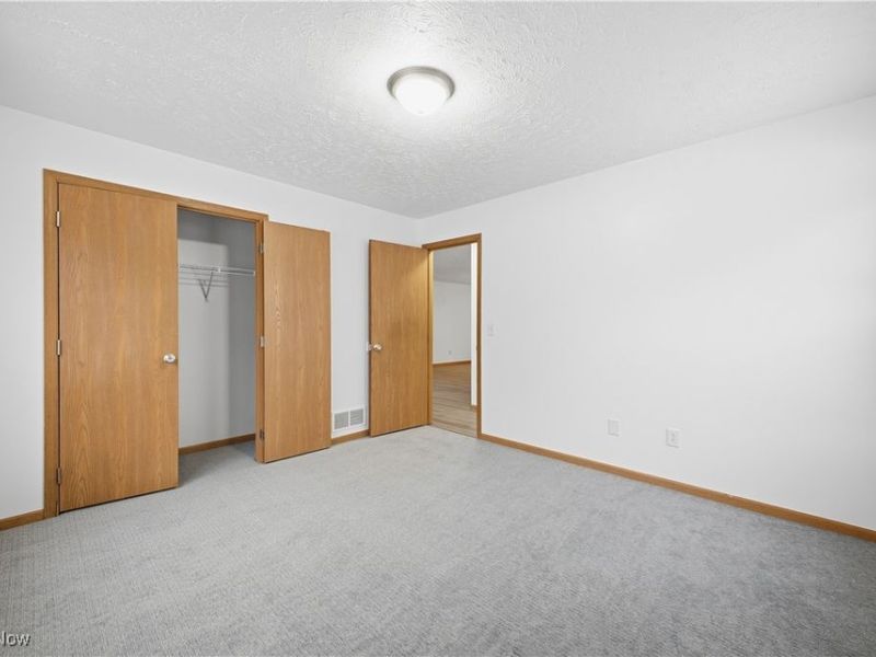 127 Blackburn Street, Campbell, OH 44405 Photo 17