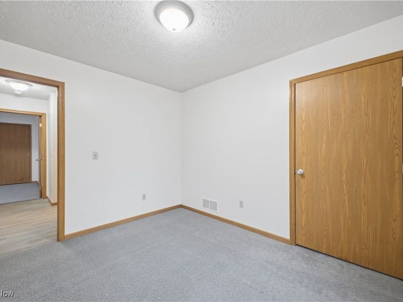 127 Blackburn Street, Campbell, OH 44405 Photo 24