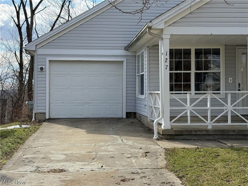 127 Blackburn Street, Campbell, OH 44405 Photo 3