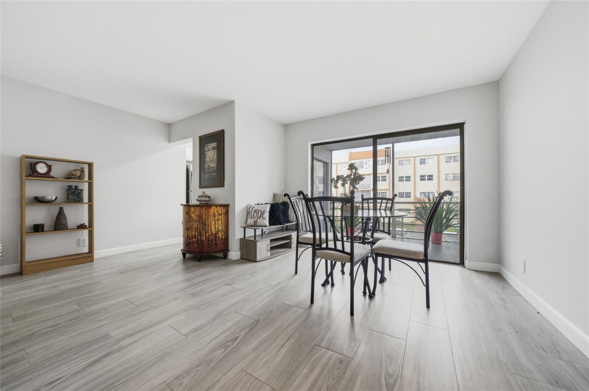 2201 NW 41st Avenue, Unit 209, Lauderhill, FL 33313 Photo