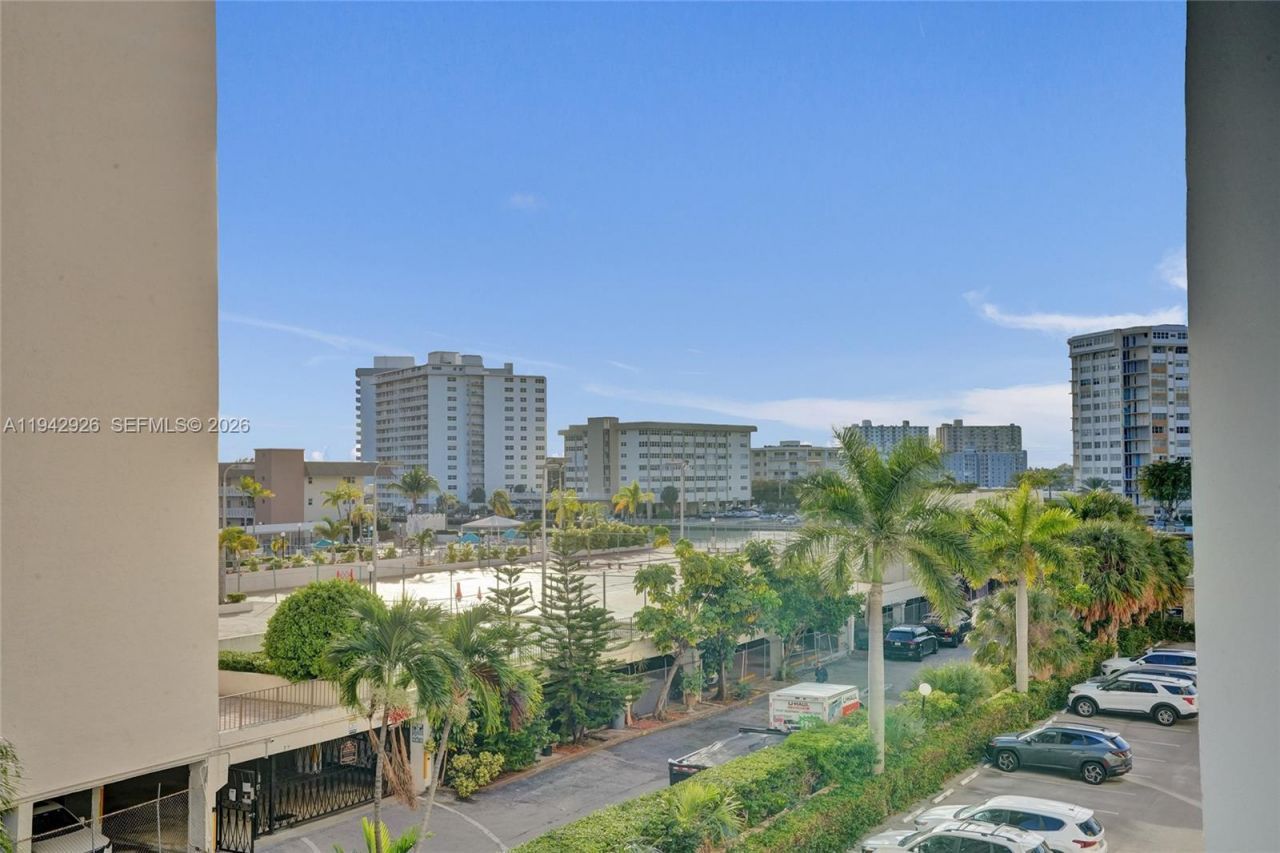 1849 S Ocean Dr, Unit 408, Hallandale Beach, FL 33009 Photo