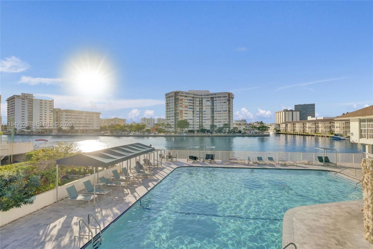 1849 S Ocean Dr, Unit 408, Hallandale Beach, FL 33009 Photo