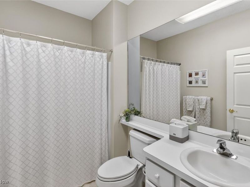 6873 Savannah Drive, North Ridgeville, OH 44039 Photo 21