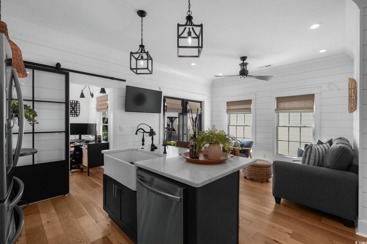 6001 - 1019 S Kings Hwy. Photo 17