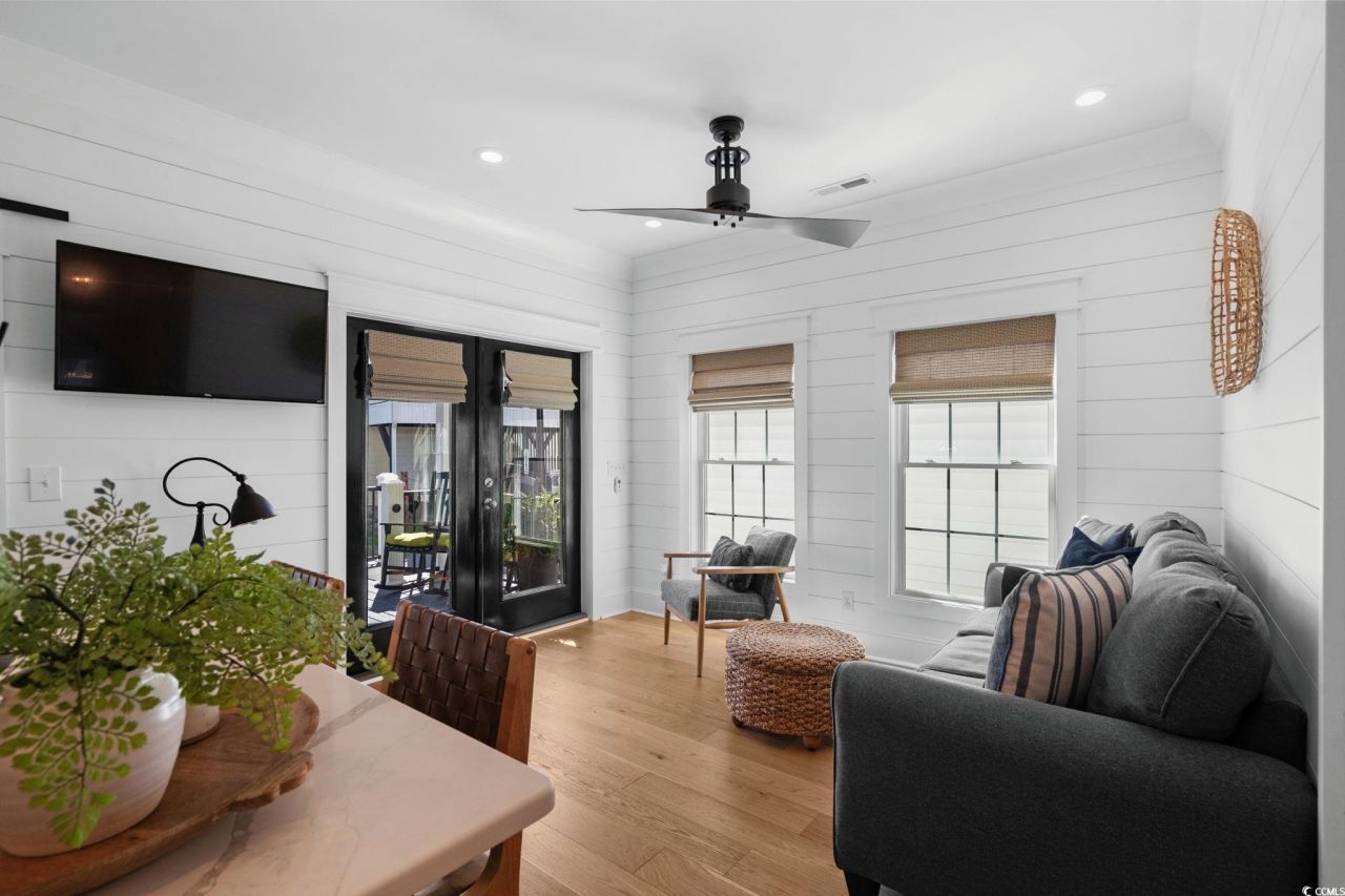 6001 - 1019 S Kings Hwy. Photo 8