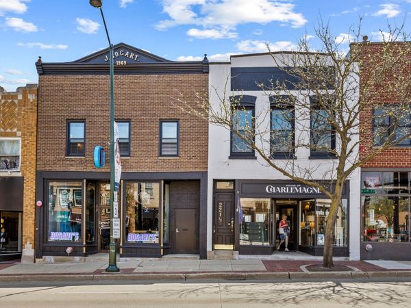 219 W Main Street, St. Charles, IL 60174