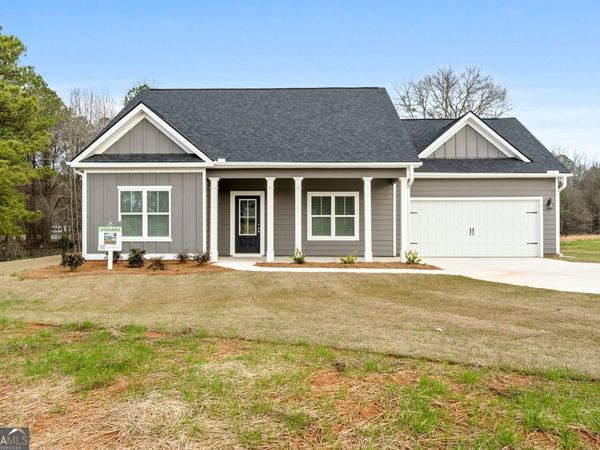 156 Charlie Fuller Road, Grantville, GA 30220