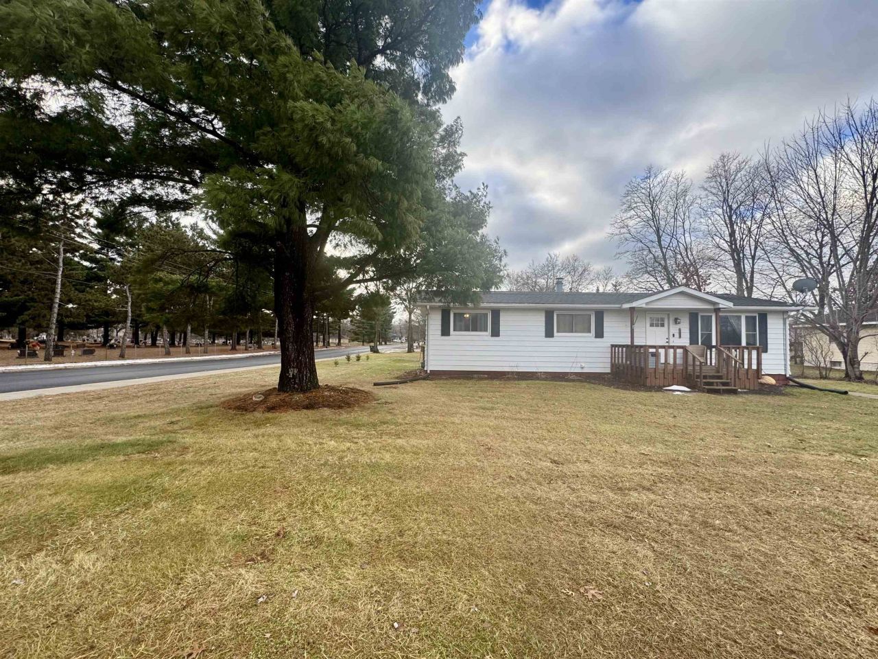 560 E Elm Street, Muscoda, WI 53573 Main Photo