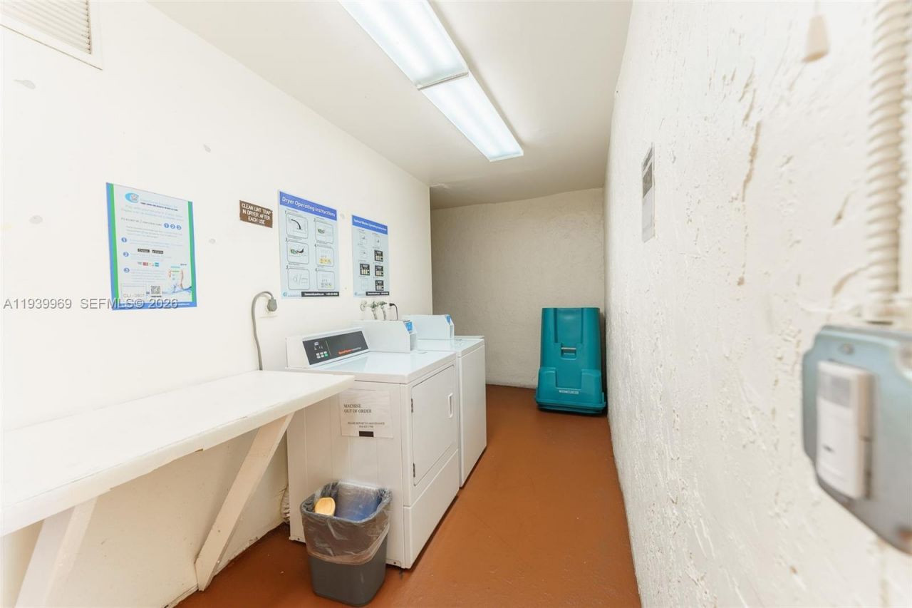 Please Call For Address, Unit 309, Pembroke Pines, FL 33025 Photo