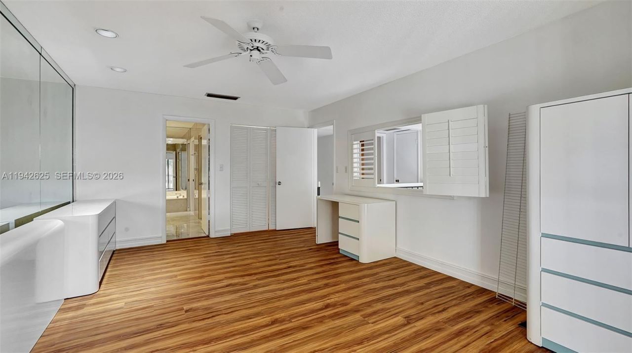 205 Dunwoody Ln , Unit 17-85, Hollywood, FL 33021 Photo