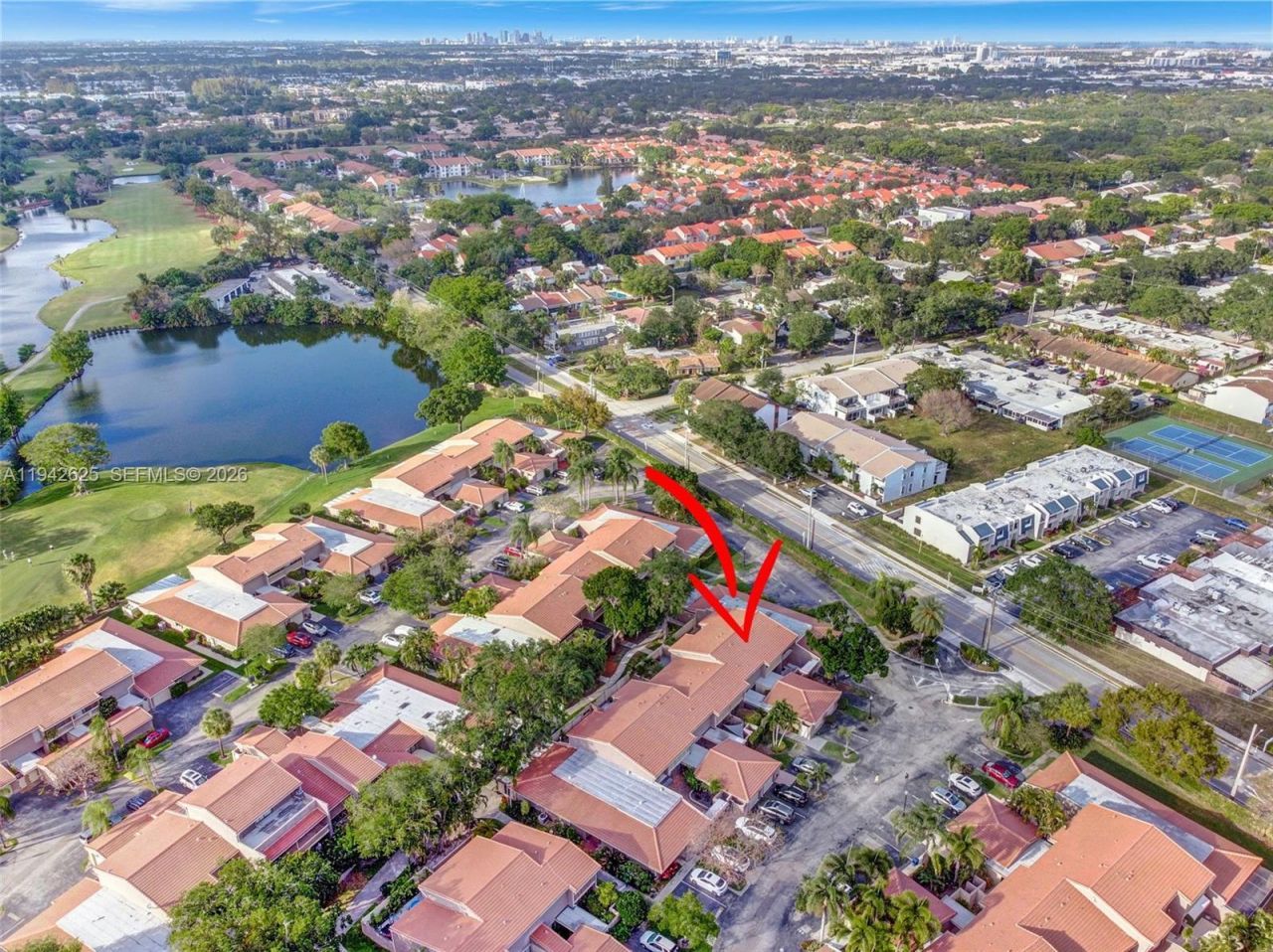 205 Dunwoody Ln , Unit 17-85, Hollywood, FL 33021 Photo