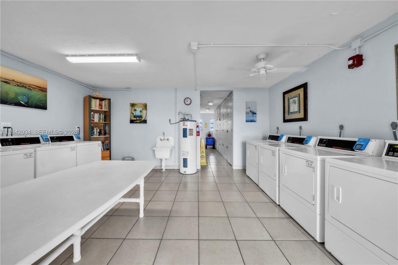 2400 S Ocean Dr, Unit 302, Hollywood, FL 33019 Photo