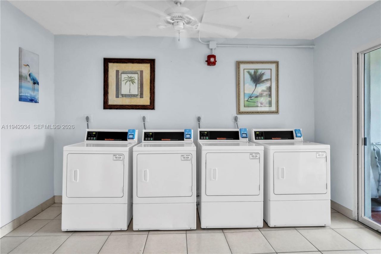 2400 S Ocean Dr, Unit 302, Hollywood, FL 33019 Photo