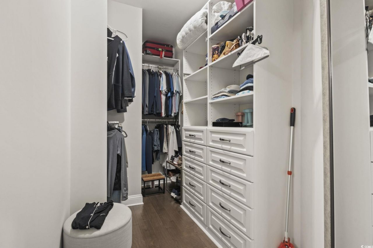 636 Elmwood Circle Photo 18