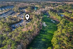 636 Elmwood Circle photo 4