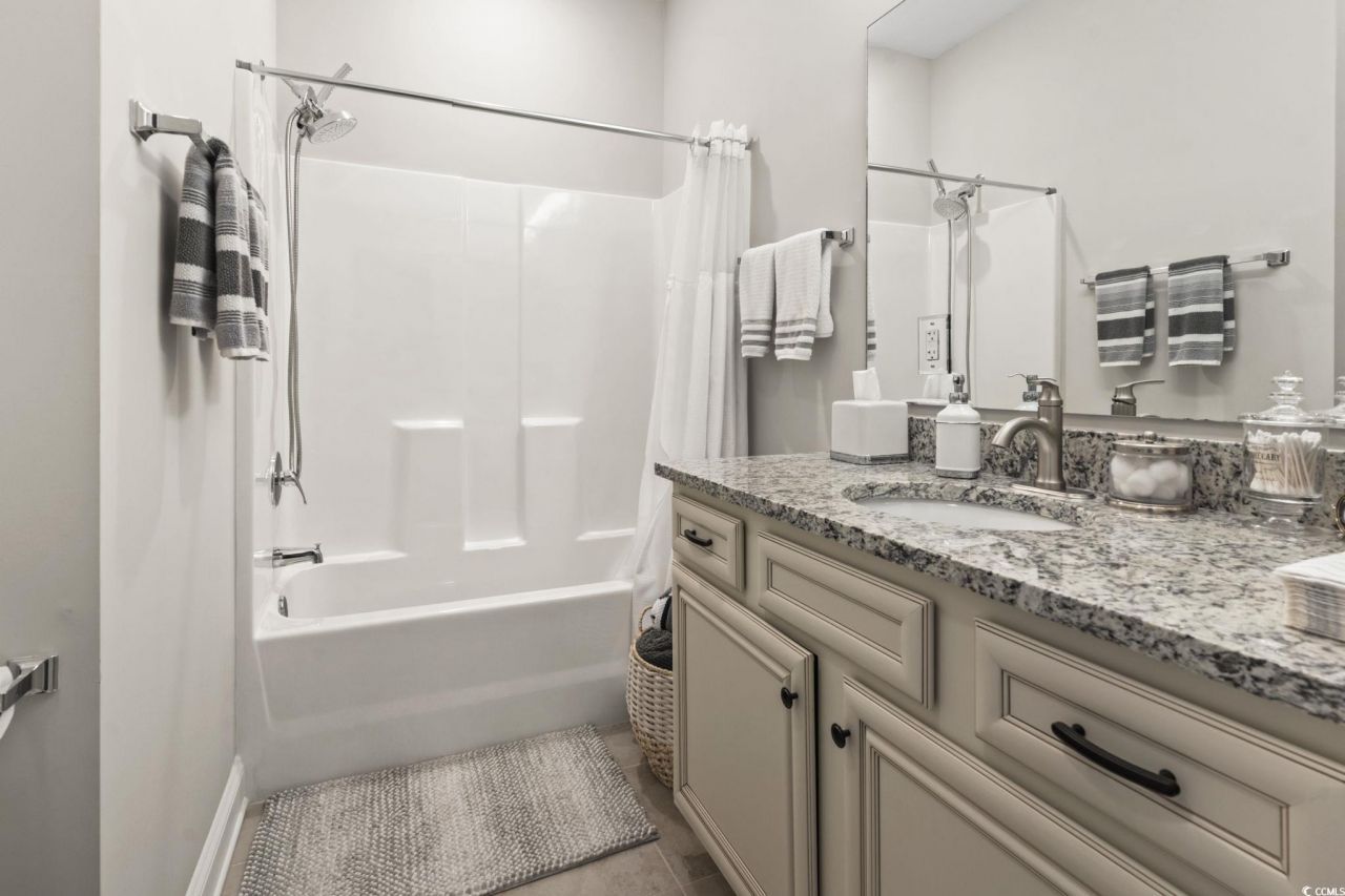 636 Elmwood Circle Photo 20