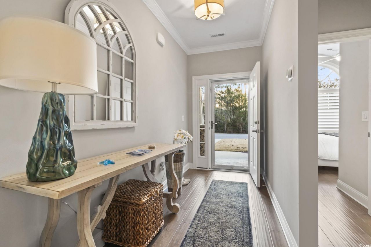 636 Elmwood Circle Photo 4