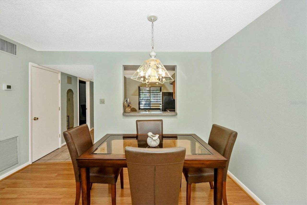5219 Lake Village Drive, Unit 21, Sarasota, FL 34235 Photo