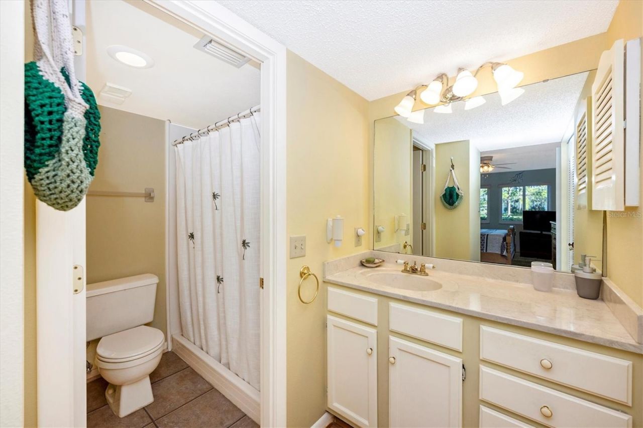 5219 Lake Village Drive, Unit 21, Sarasota, FL 34235 Photo