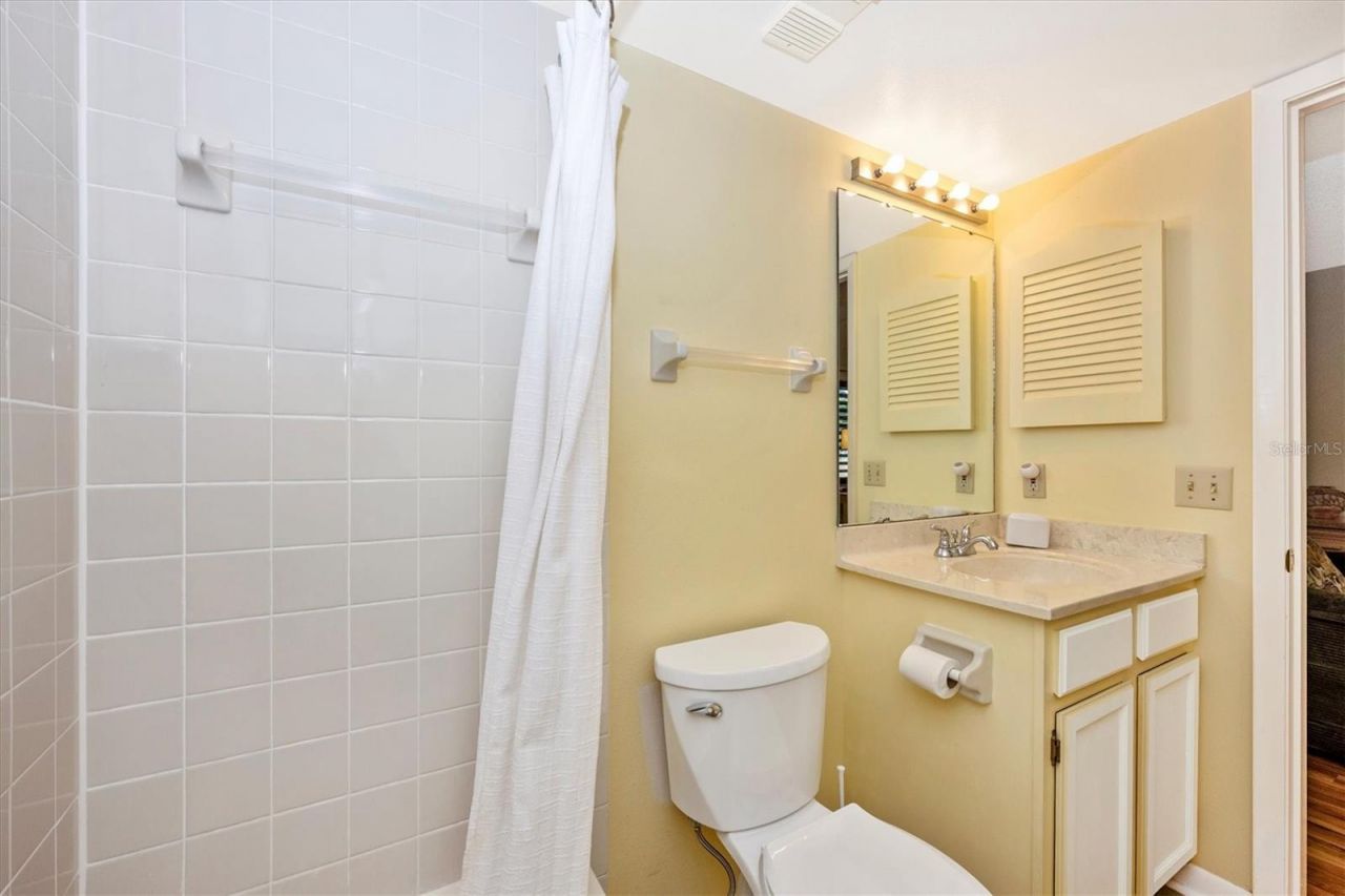 5219 Lake Village Drive, Unit 21, Sarasota, FL 34235 Photo