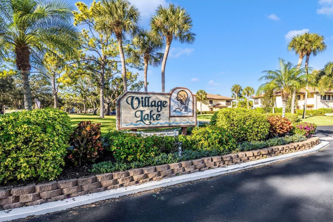5219 Lake Village Drive, Unit 21, Sarasota, FL 34235 Photo