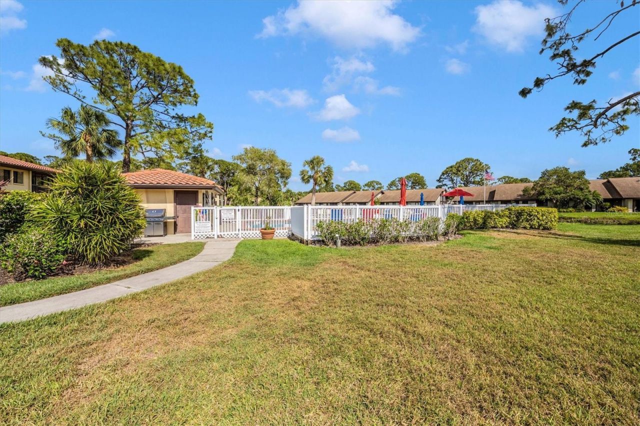 5219 Lake Village Drive, Unit 21, Sarasota, FL 34235 Photo