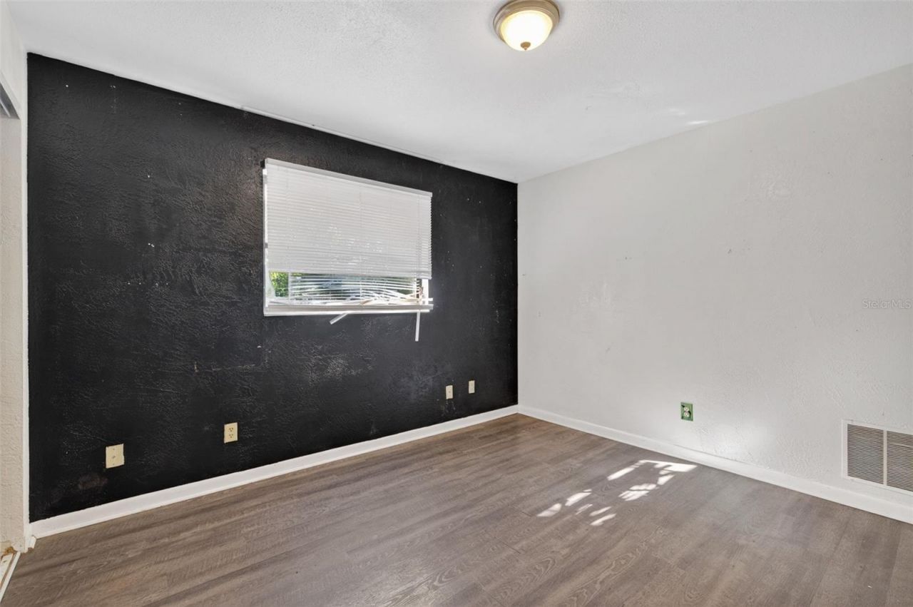 260 13th Street N, Saint Petersburg, FL 33705 Photo