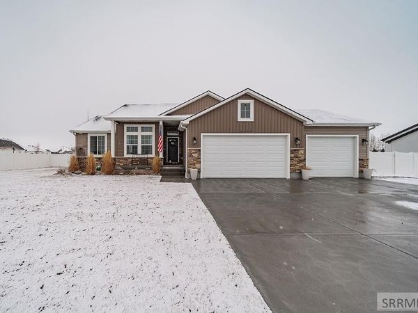 5179 E Allcott Drive, IONA, ID 83427