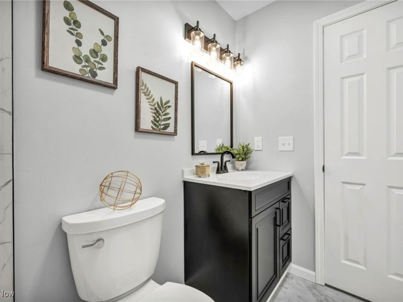 33418 Lake Shore Boulevard, Eastlake, OH 44095 Photo 19