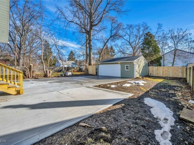 33418 Lake Shore Boulevard, Eastlake, OH 44095 Photo 38