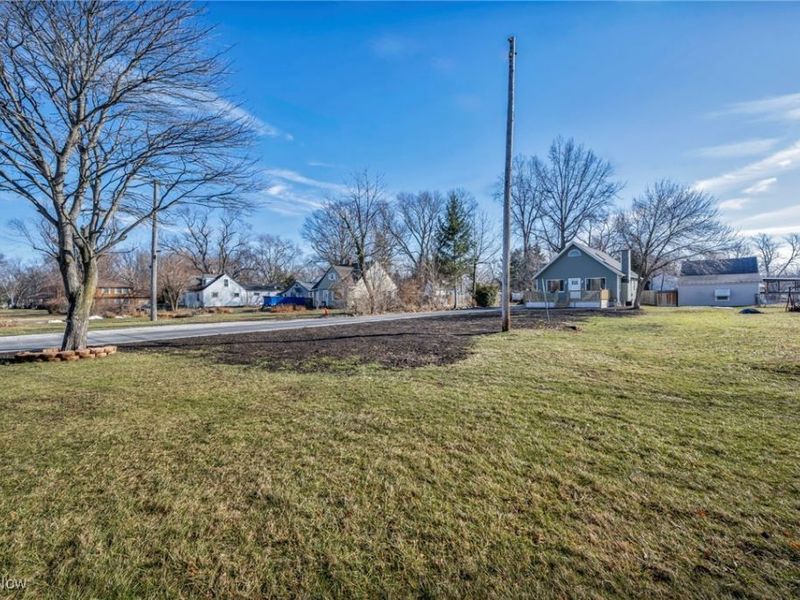 33418 Lake Shore Boulevard, Eastlake, OH 44095 Photo 40