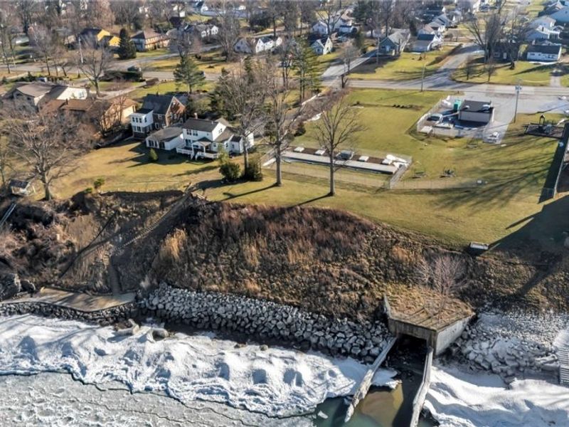 33418 Lake Shore Boulevard, Eastlake, OH 44095 Photo 45