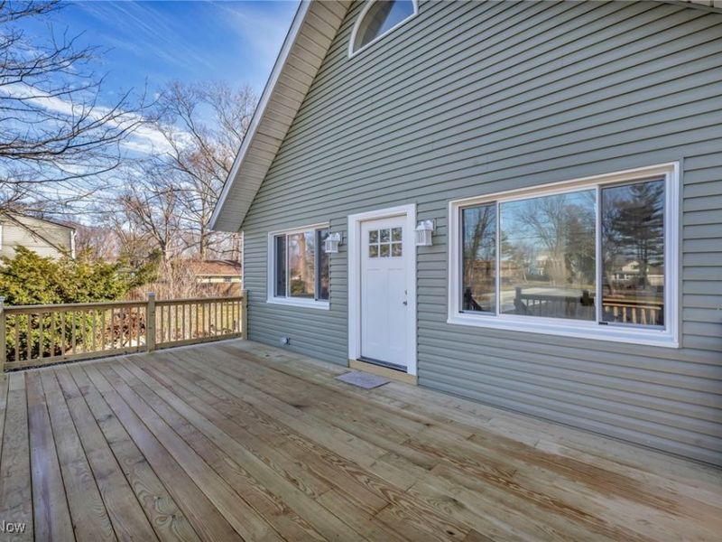 33418 Lake Shore Boulevard, Eastlake, OH 44095 Photo 7