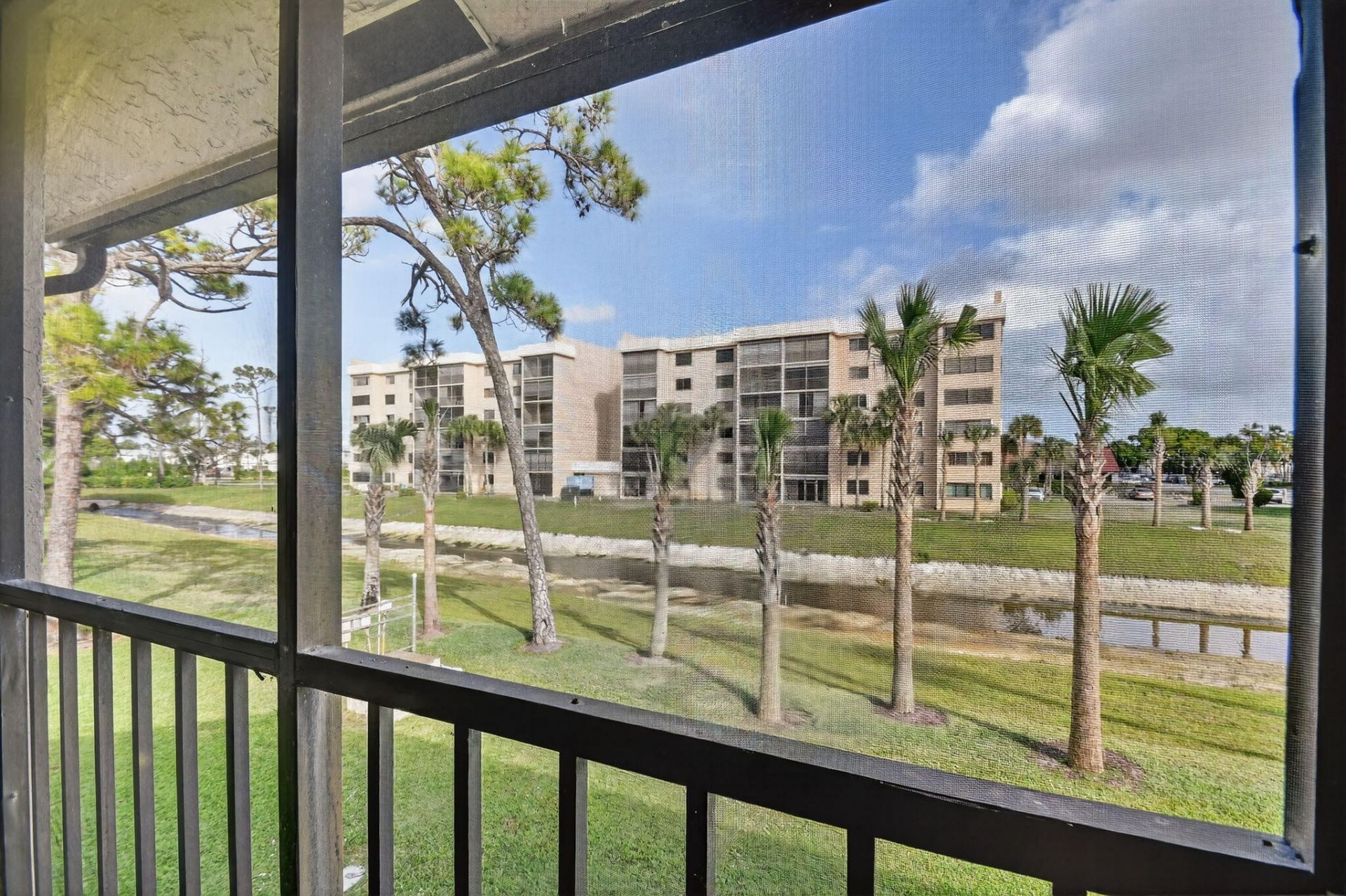4900 Lucerne Lakes Boulevard, Unit 201, Lake Worth, FL 33467 Main Photo
