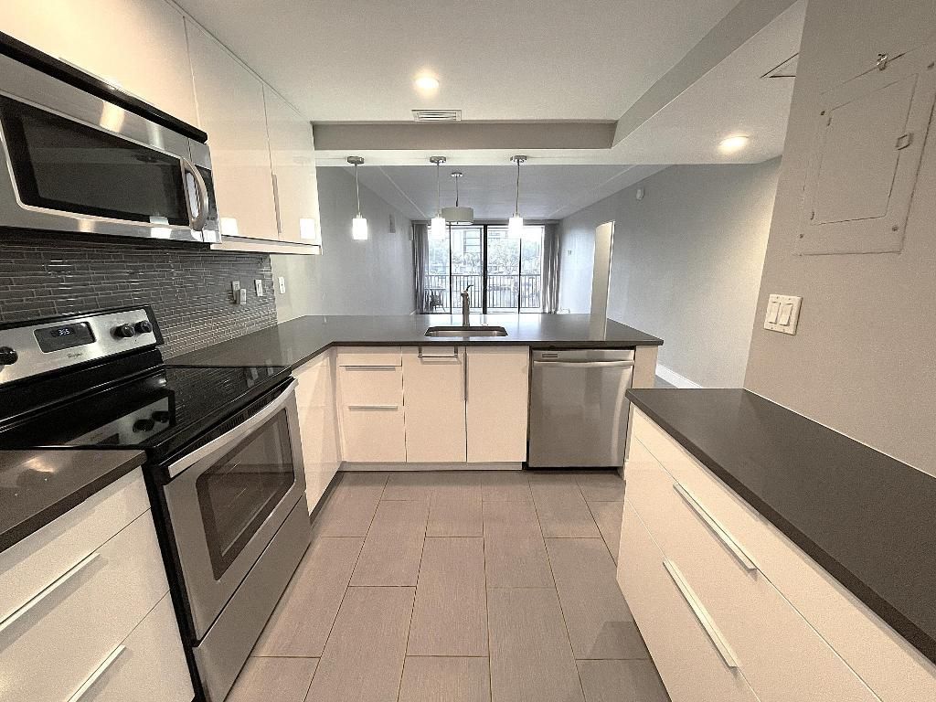 3 Royal Palm Way, Unit 2050, Boca Raton, FL 33432 Photo