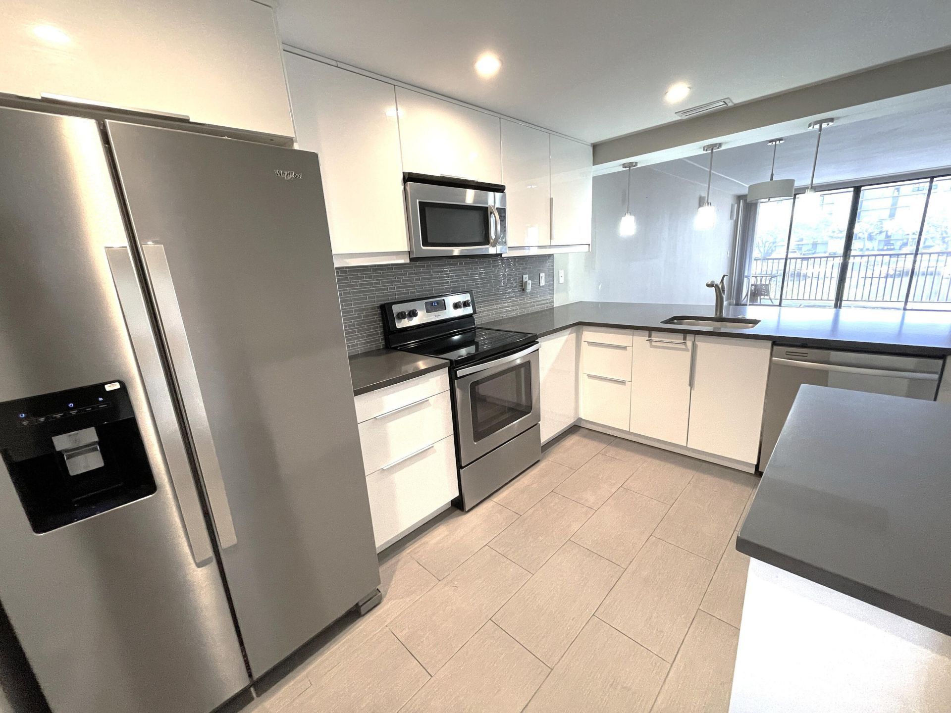 3 Royal Palm Way, Unit 205, Boca Raton, FL 33432 Photo