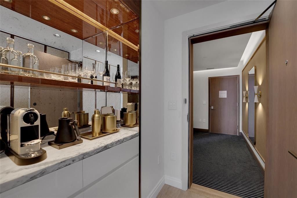 525 N Fort Lauderdale Beach Boulevard, Unit 1204, Fort Lauderdale, FL 33304 Photo