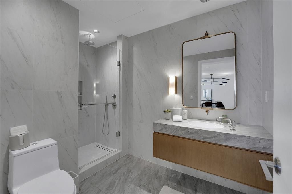 525 N Fort Lauderdale Beach Boulevard, Unit 1204, Fort Lauderdale, FL 33304 Photo