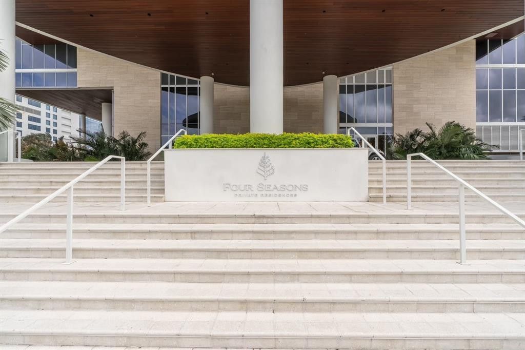 525 N Fort Lauderdale Beach Boulevard, Unit 1204, Fort Lauderdale, FL 33304 Photo